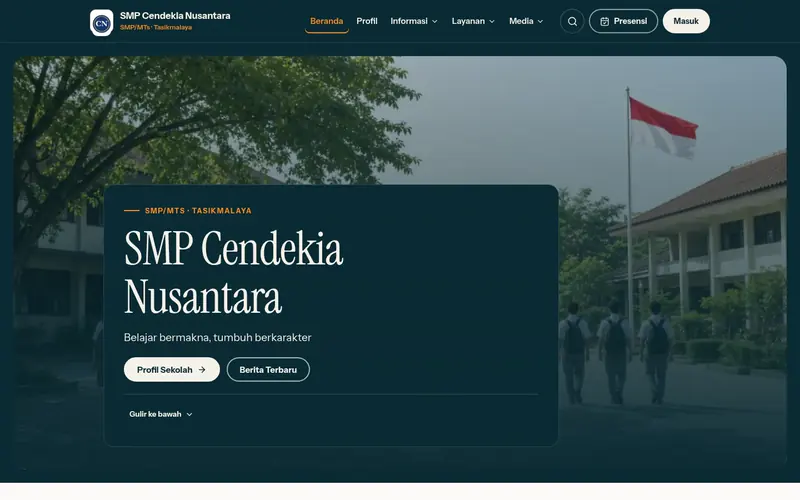 Template website sekolah Cakrawala untuk SMA dan MA unggulan, tampilan desktop