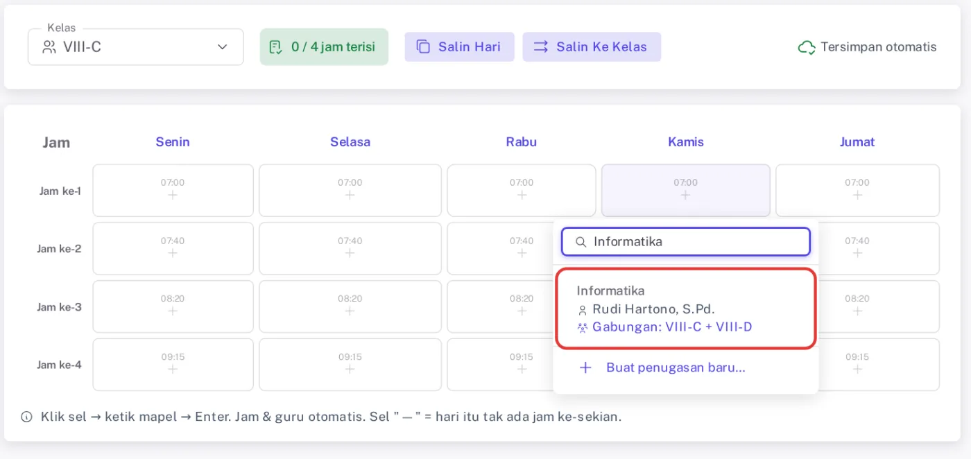 Isi Jadwal Manual kelas VIII-C dengan menu sel berisi Informatika, nama guru, dan keterangan Gabungan