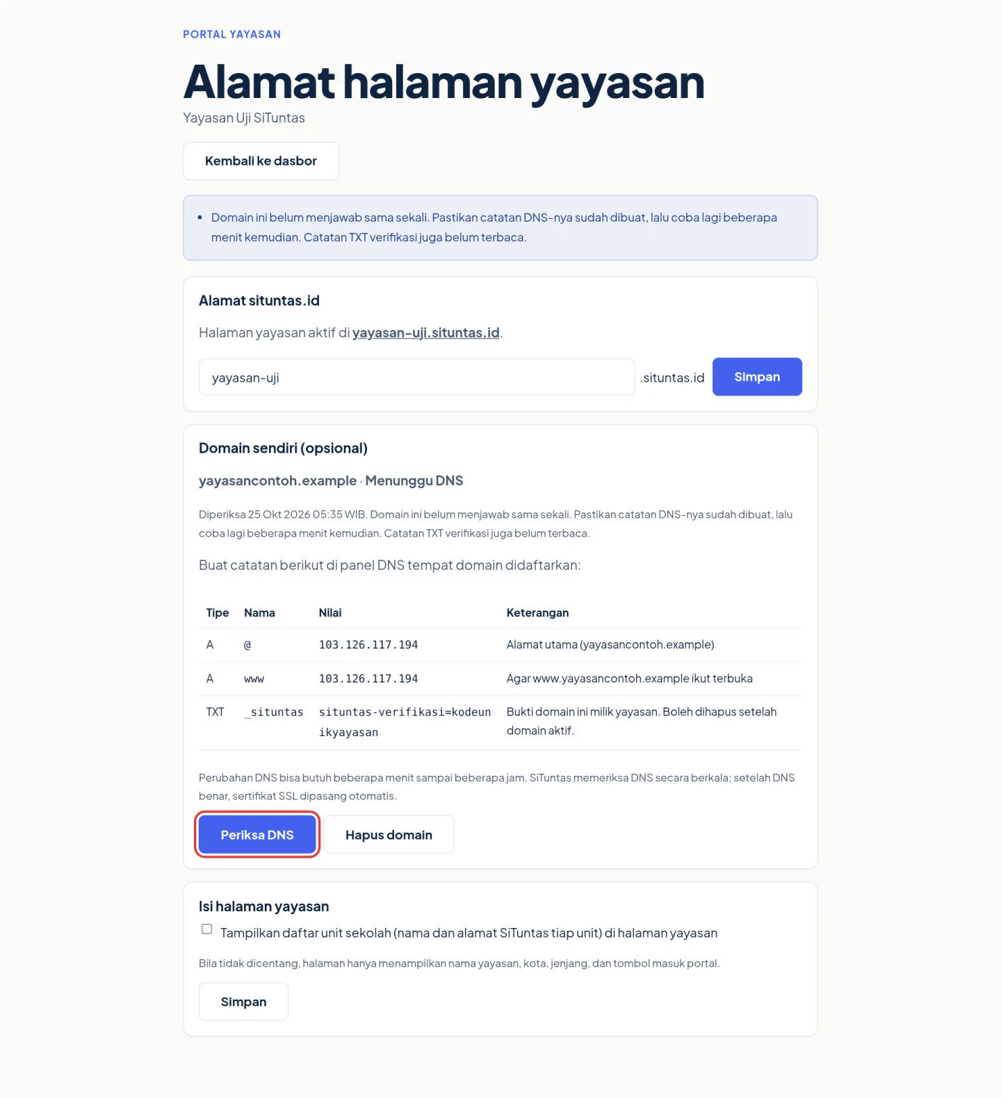 Halaman Alamat halaman yayasan berisi subdomain, tabel catatan DNS, dan tombol Periksa DNS