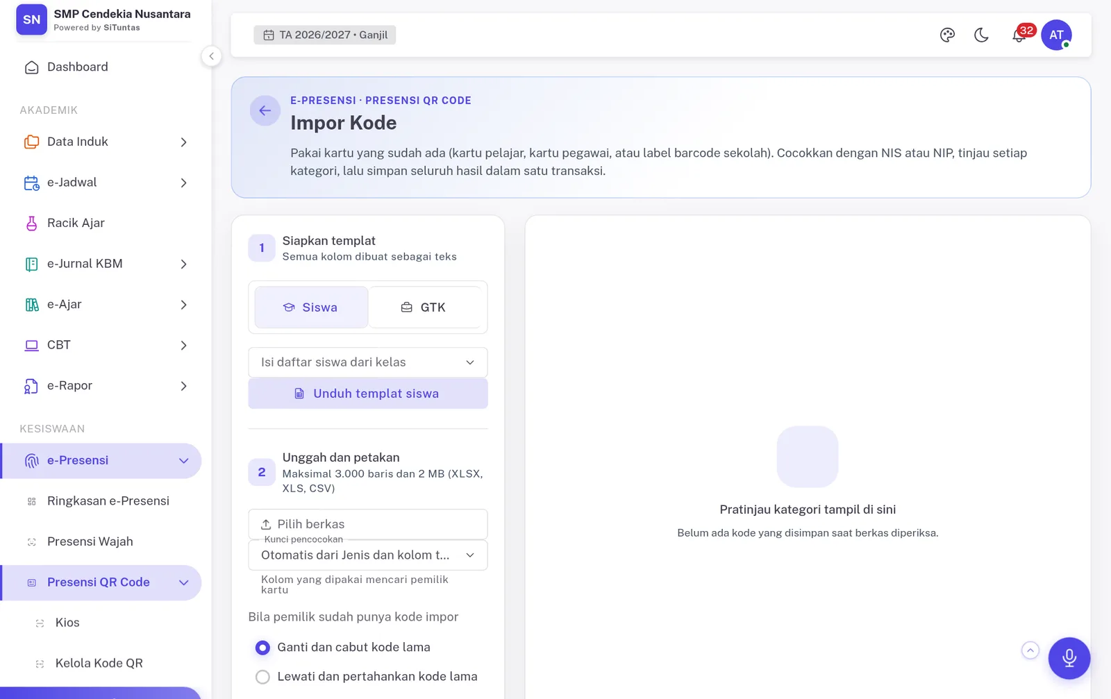 Halaman Impor Kode untuk mengunggah kode kartu lama sekolah dari Excel